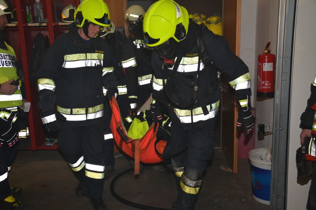 UNTERABSCHNITTS - ATEMSCHUTZÜBUNG