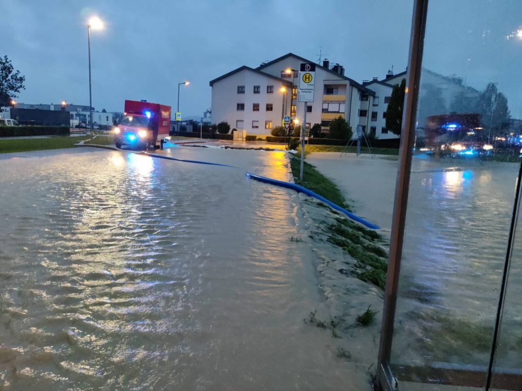 HOCHWASSEREINSATZ - TAG 1!