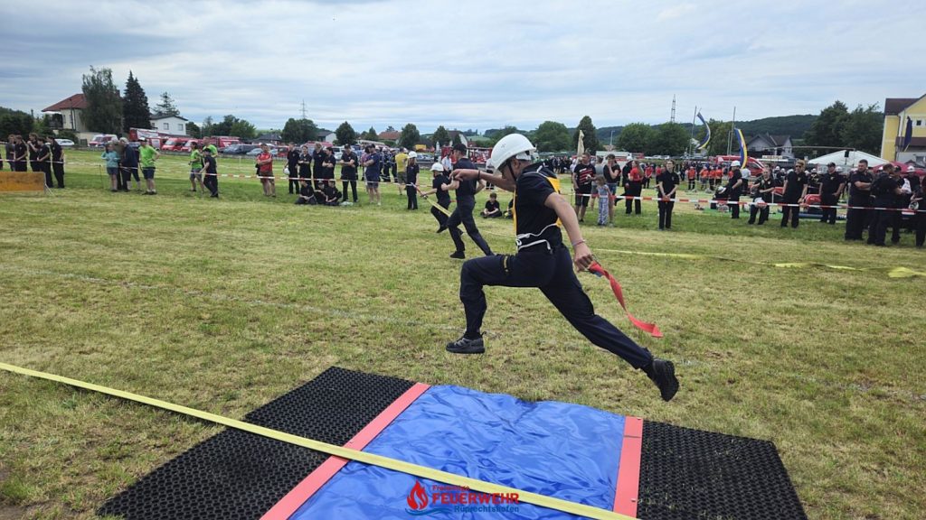 ABSCHNITTSBEWERB IN ERLAUF