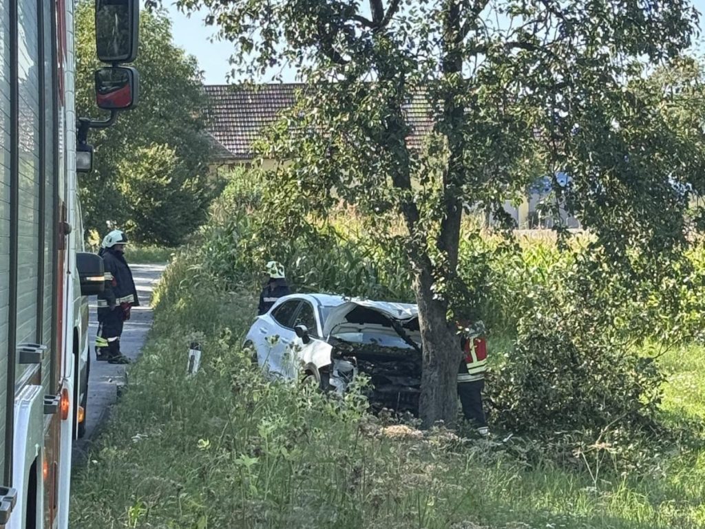 VERKEHRSUNFALL - L5255 BEI GROSSA